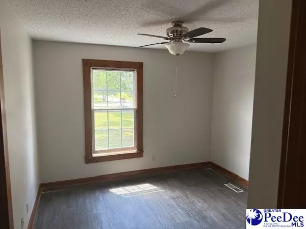 Manning, SC 29102,40 W Rigby St