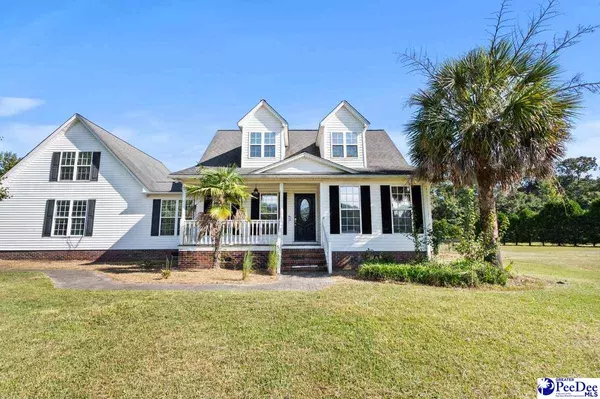 5105 E National Cemetery Rd, Florence, SC 29506-5913