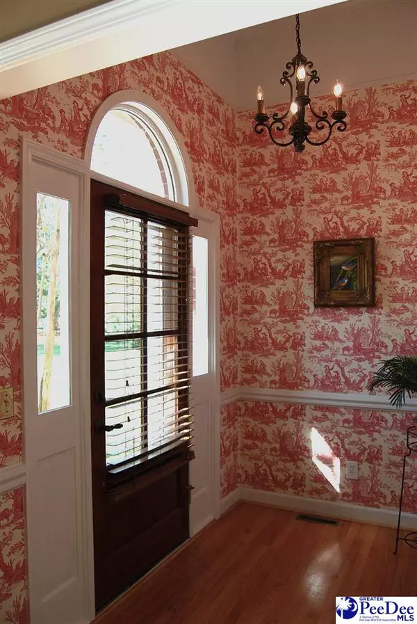 Effingham, SC 29541,323 Alligator Rd