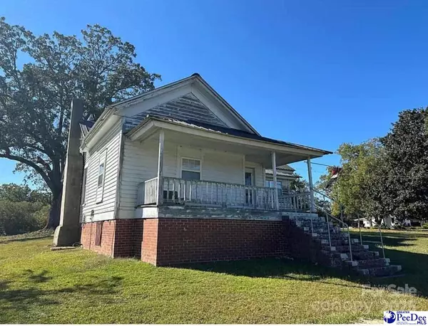 213 S Main, Jefferson, SC 29718