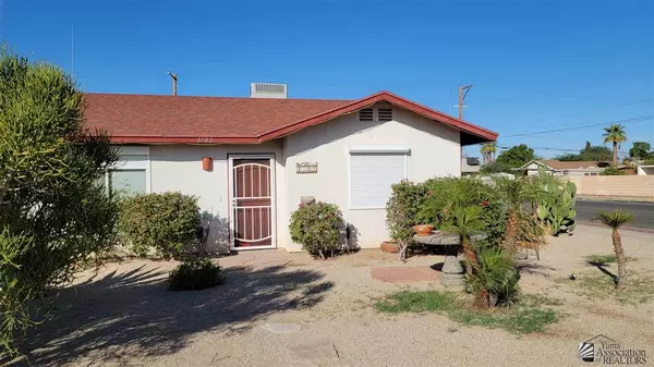 1702 S 9 Ave, Yuma, AZ 85364