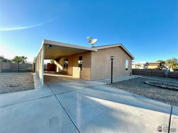 10362 S Spring Ave, Yuma, AZ 85365