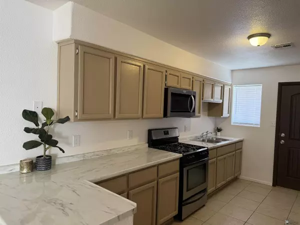 San Luis, AZ 85349,1992 E Udall Ln