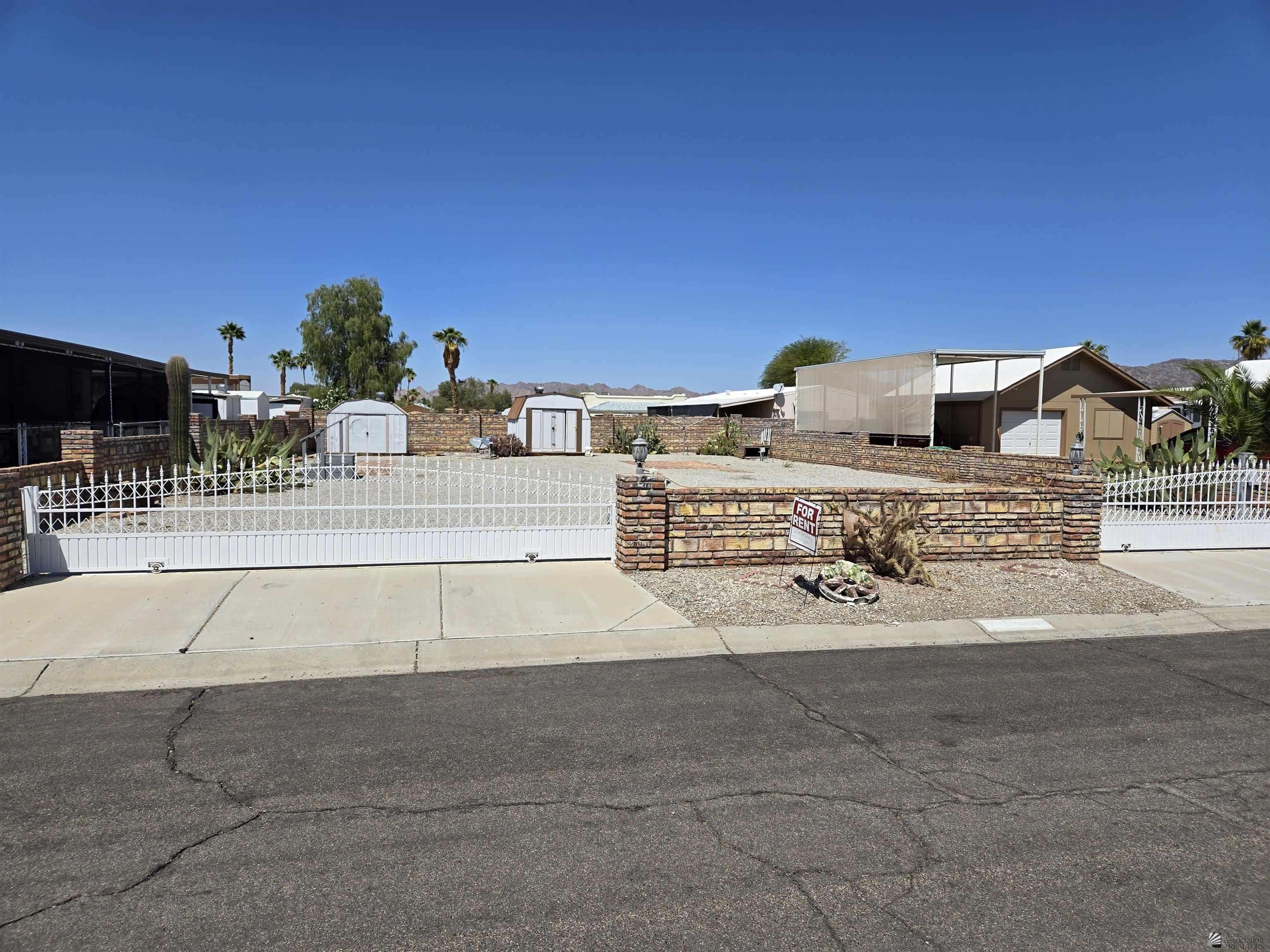 13838 E 49 Dr, Yuma, AZ 85367