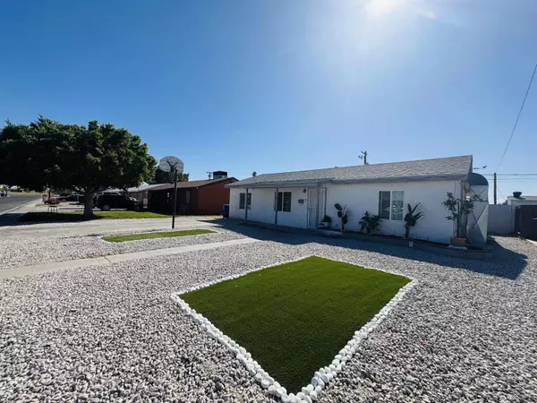 2134 S 6 Ave, Yuma, AZ 85364