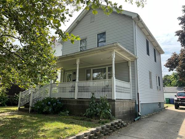 1048 SMITHSON AVE, Erie, PA 16511