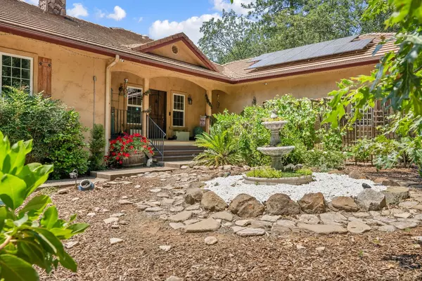 Foresthill, CA 95631,19615 Eagle Ridge RD