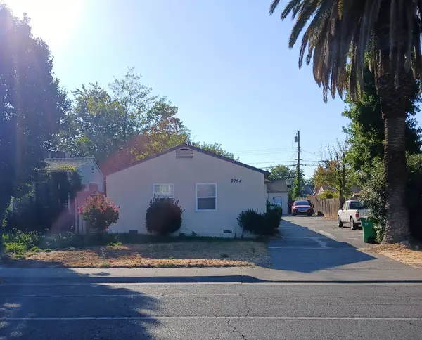 2754 Del Paso BLVD, Sacramento, CA 95815