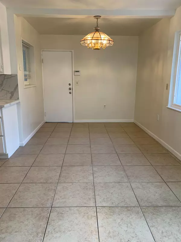 Sacramento, CA 95841,6109 Golden Dawn WAY