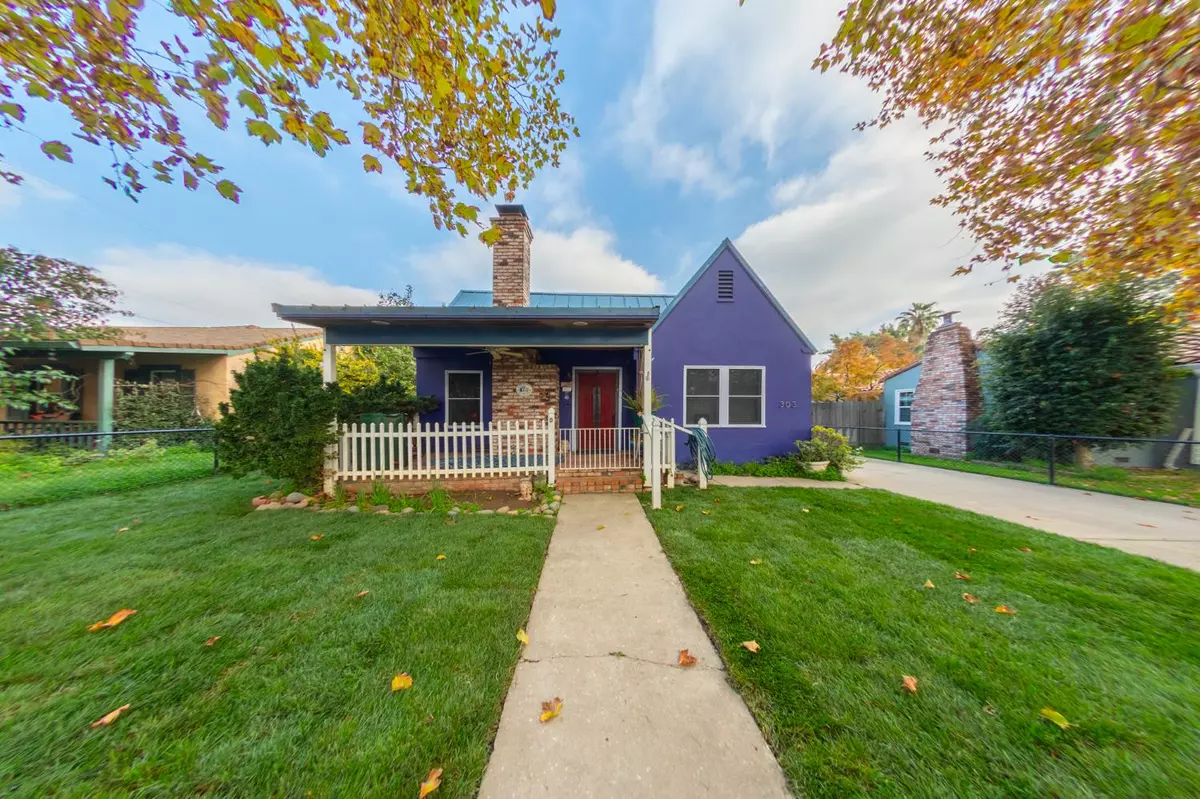 Isleton, CA 95641,303 Delta AVE