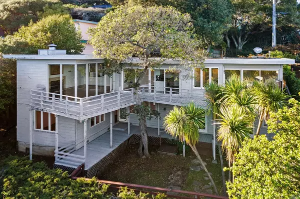 75 Monte Mar DR, Sausalito, CA 94965
