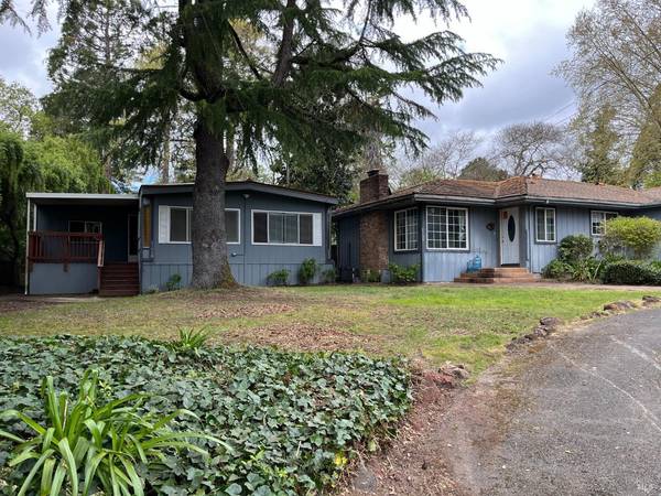 6580 Barbara DR, Sebastopol, CA 95472