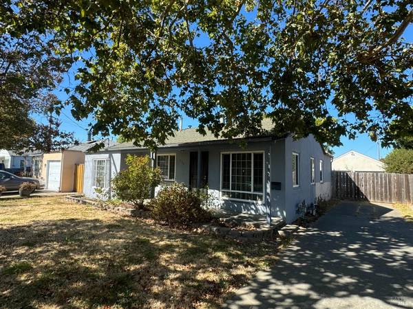 945 Oakwood AVE, Vallejo, CA 94591