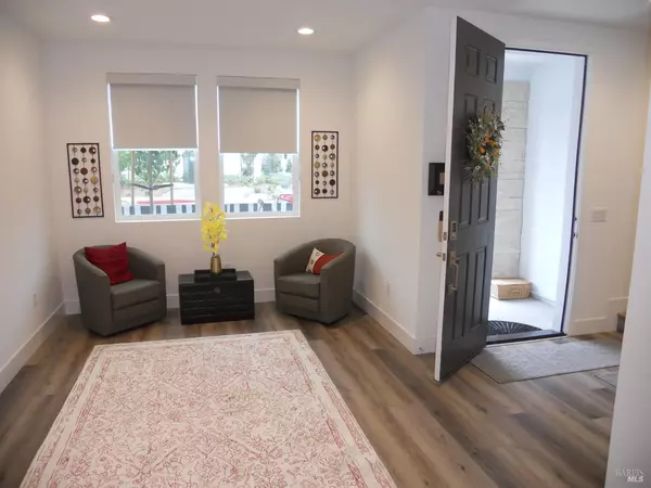 Santa Rosa, CA 95403,451 Semillon LN