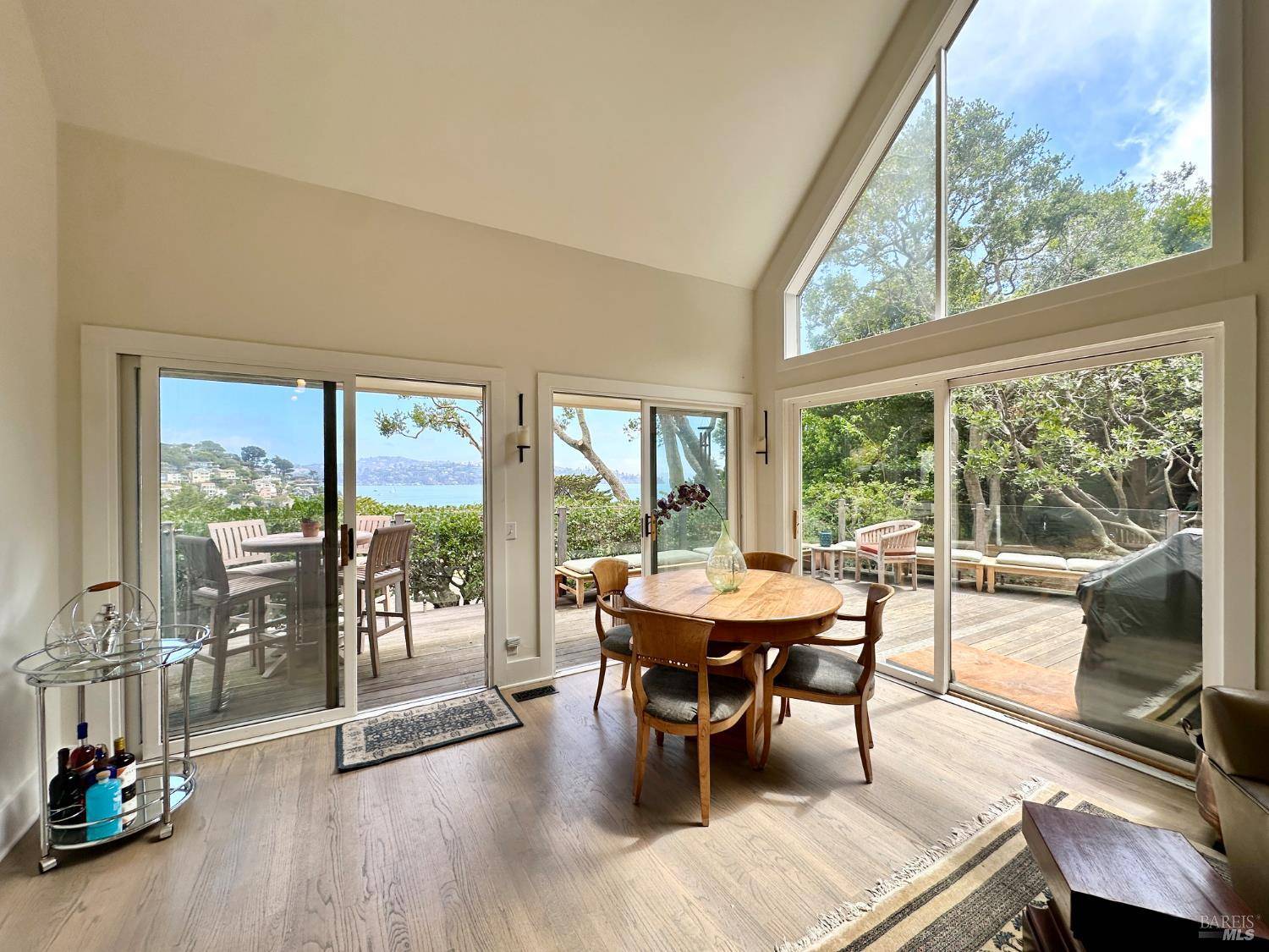 Sausalito, CA 94965,122 Edwards AVE