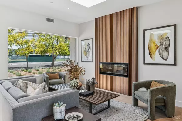 Sonoma, CA 95476,216 1st ST E