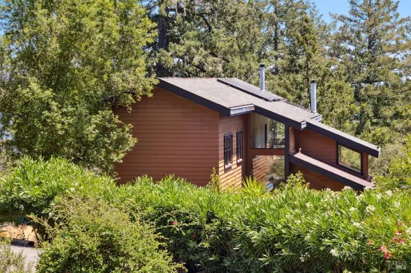 Guerneville, CA 95446,21540 Siri RD