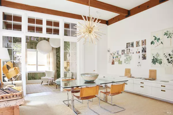 San Anselmo, CA 94960,6 Bank ST