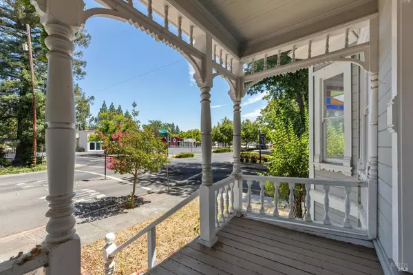 Vacaville, CA 95688,124 Main ST