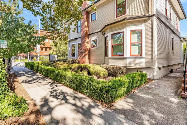 San Rafael, CA 94901,1104 Irwin ST