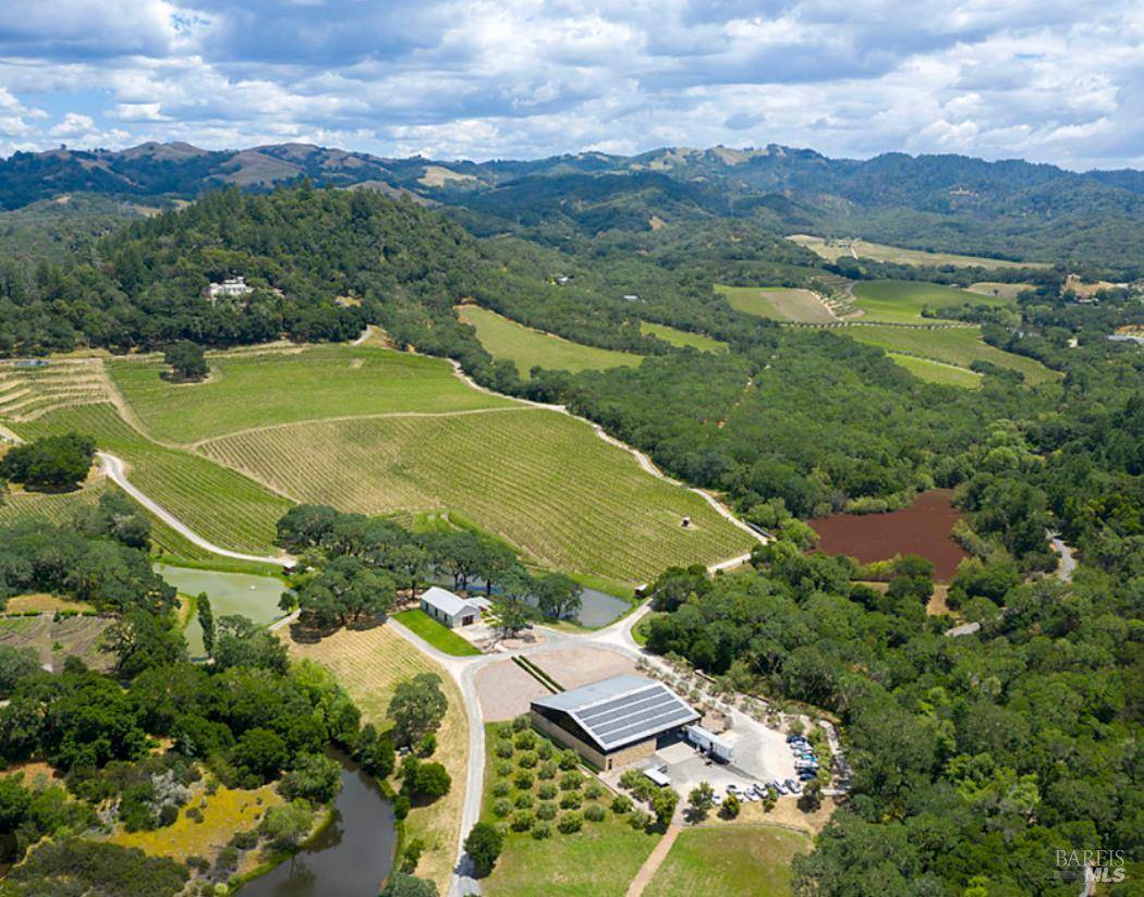 13422 Chalk Hill RD, Healdsburg, CA 95448