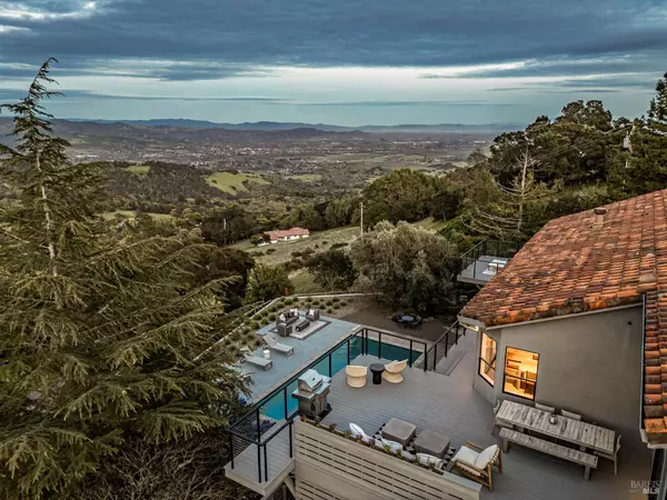 Sonoma, CA 95476,19185 Mesquite CT