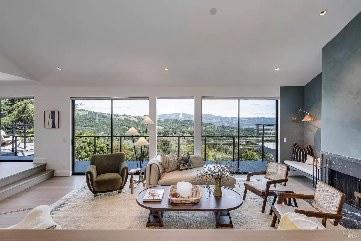 Sonoma, CA 95476,19185 Mesquite CT