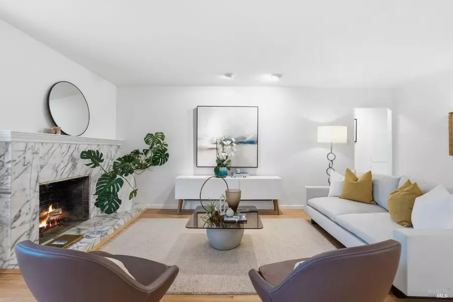 1521 Buchanan ST, Novato, CA 94947