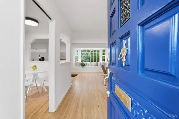 Novato, CA 94947,1521 Buchanan ST