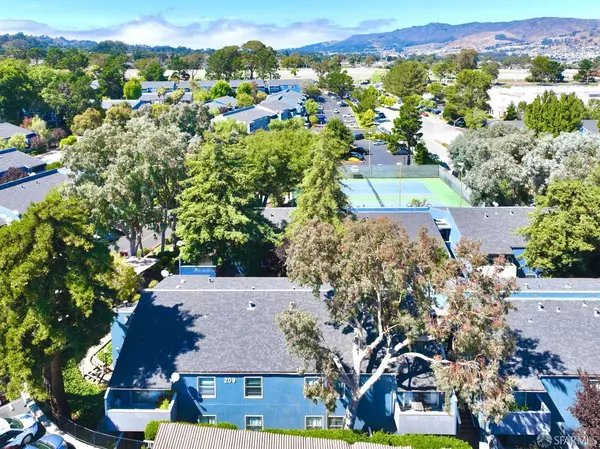 209 Boardwalk #G, San Bruno, CA 94066