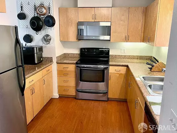 San Francisco, CA 94124,4800 3rd ST #406