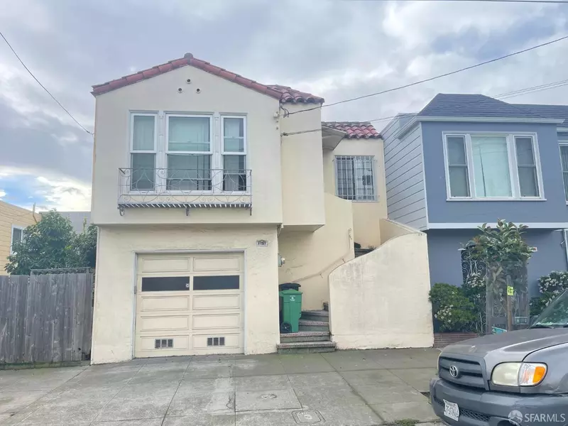 2015 Carroll, San Francisco, CA 94124