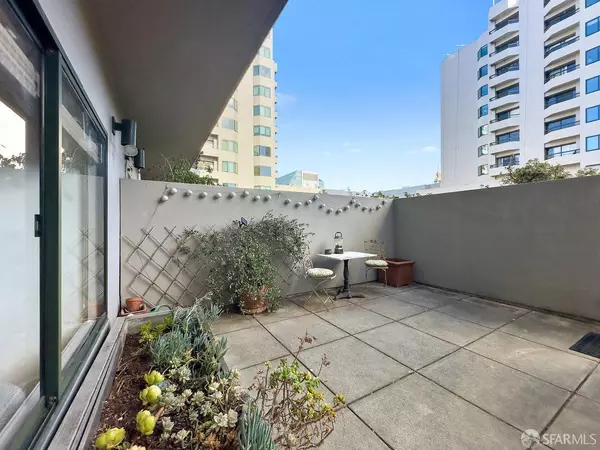 San Francisco, CA 94102,601 Van Ness AVE #4