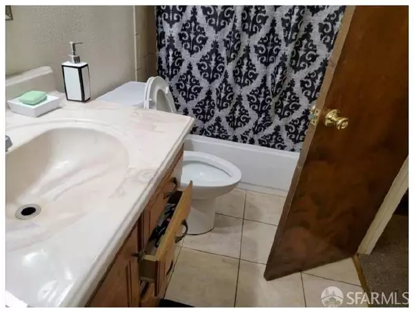 Anderson, CA 96007,2616 W Hillside DR