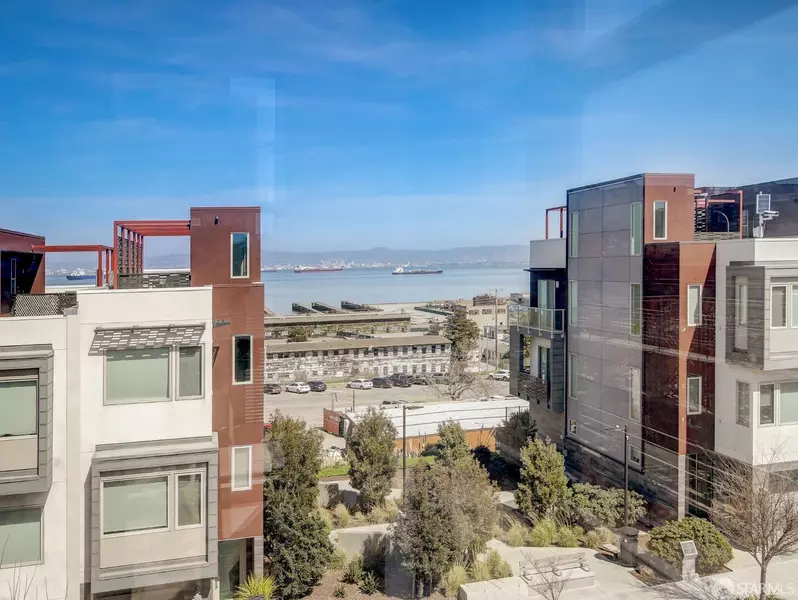 451 Donahue ST #502, San Francisco, CA 94124