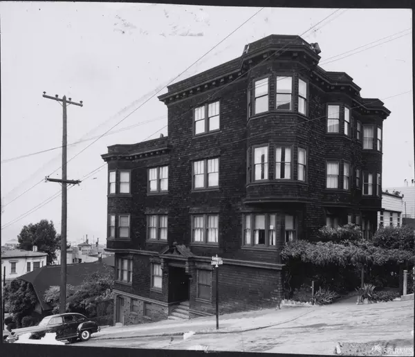 San Francisco, CA 94133,1950 Jones ST