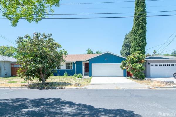 3453 Thunderbird DR, Concord, CA 94520