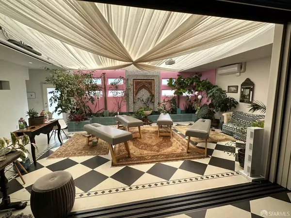 Oakland, CA 94602,3201 Macarthur BLVD