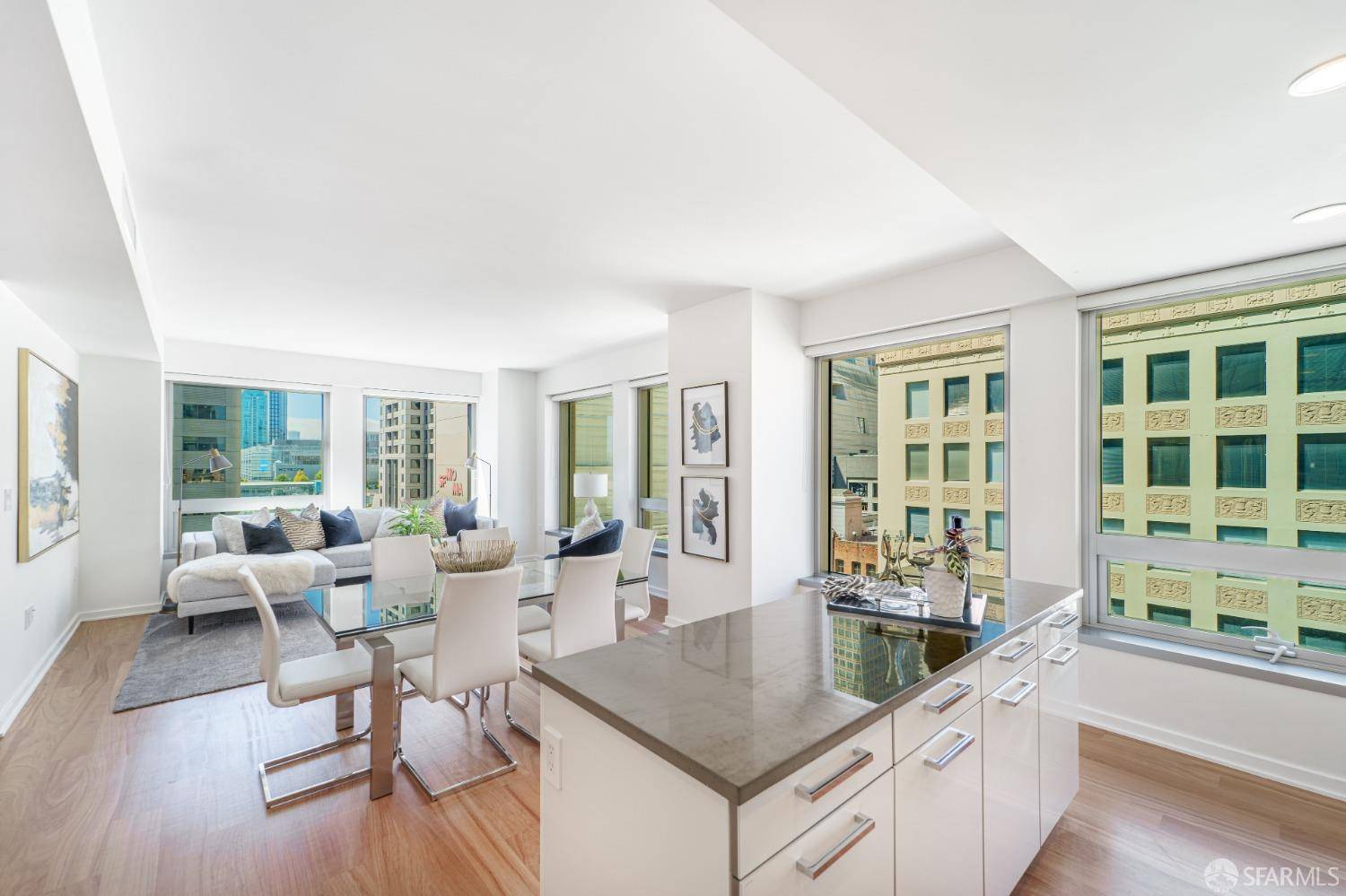 San Francisco, CA 94105,1 Hawthorne ST #8H