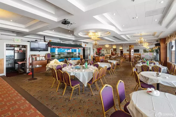 Daly City, CA 94015,950 King DR #100