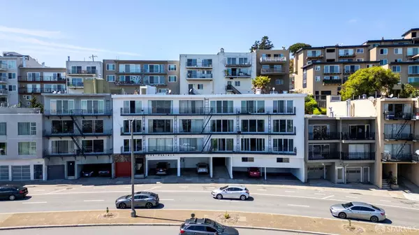 160 Portola DR, San Francisco, CA 94131