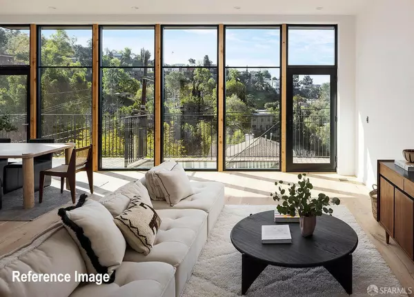 Oakland, CA 94603,7003 Buckingham BLVD