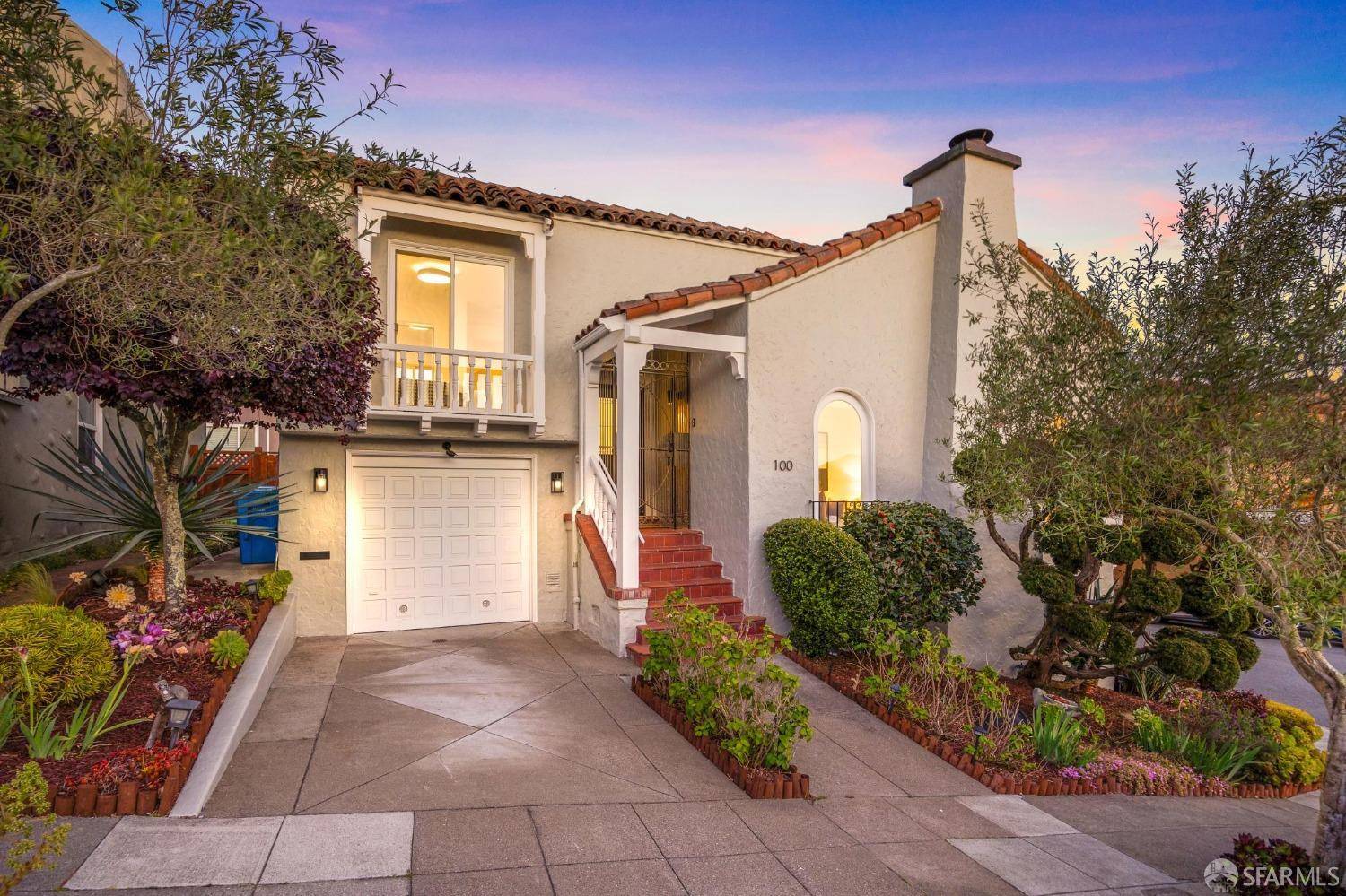 100 Pinehurst WAY, San Francisco, CA 94127