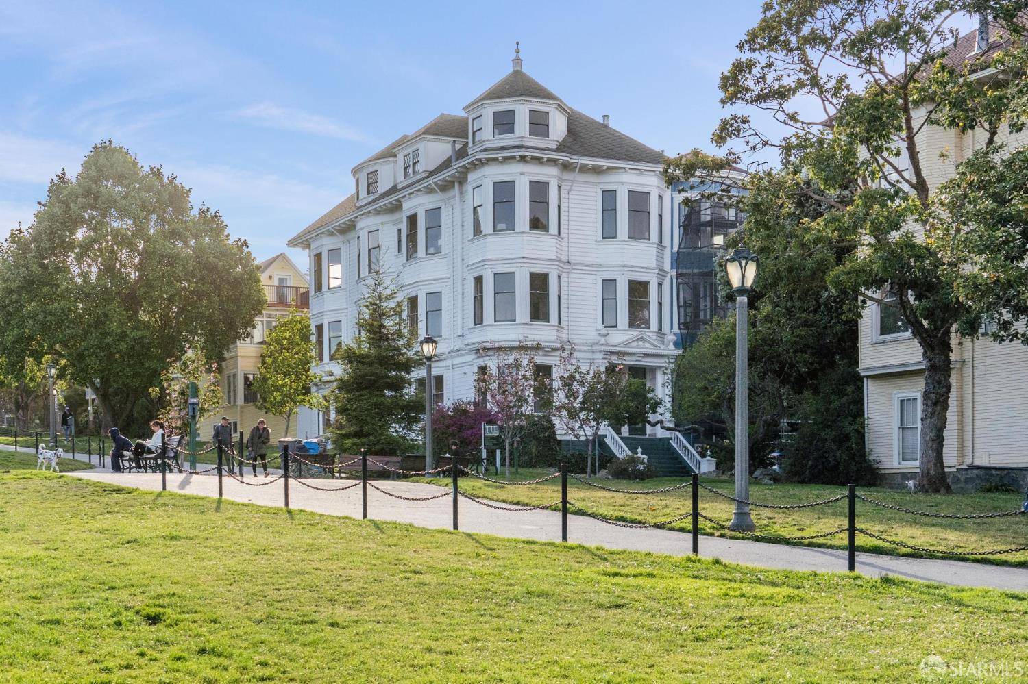 51 Potomac ST, San Francisco, CA 94117