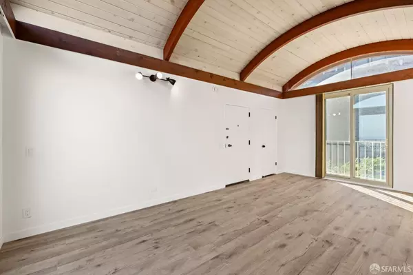 San Francisco, CA 94131,5407 Diamond Heights BLVD #1