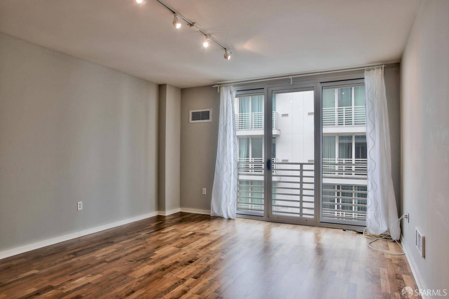 555 4th ST #714, San Francisco, CA 94107