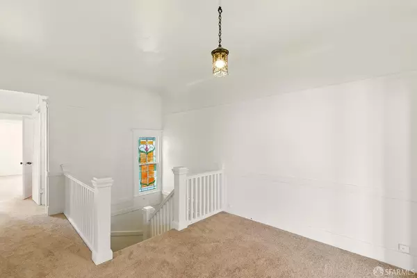 San Francisco, CA 94117,425-429 Steiner ST