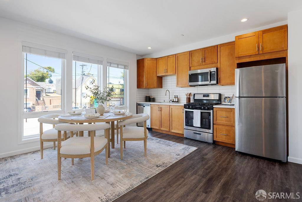 San Francisco, CA 94112,299 Sagamore ST