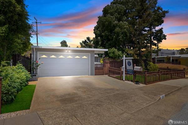 1811 Hamlet ST, San Mateo, CA 94403