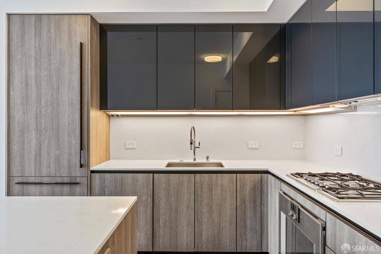 San Francisco, CA 94105,201 Folsom ST #18H